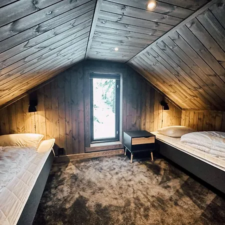 Semesterbostad Modern Mountain - 3 Bedrooms - Sleeps 7 Torpo