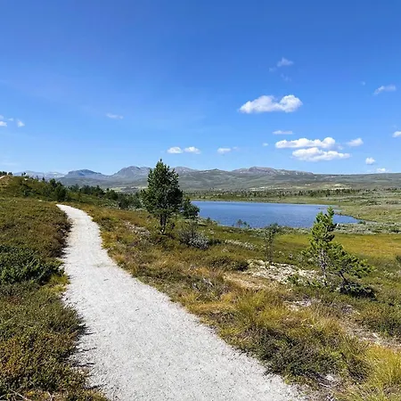 Modern Mountain - 3 Bedrooms - Sleeps 7 Holiday home