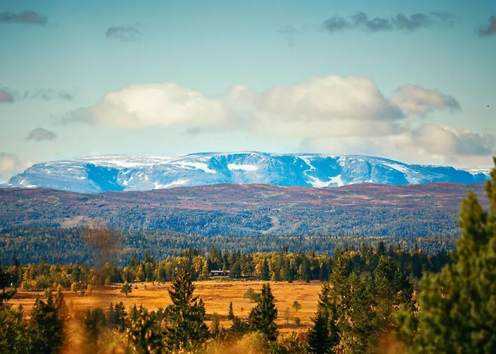 Modern Mountain - 3 Bedrooms - Sleeps 7 *